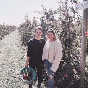 Meet your Posher, Alex